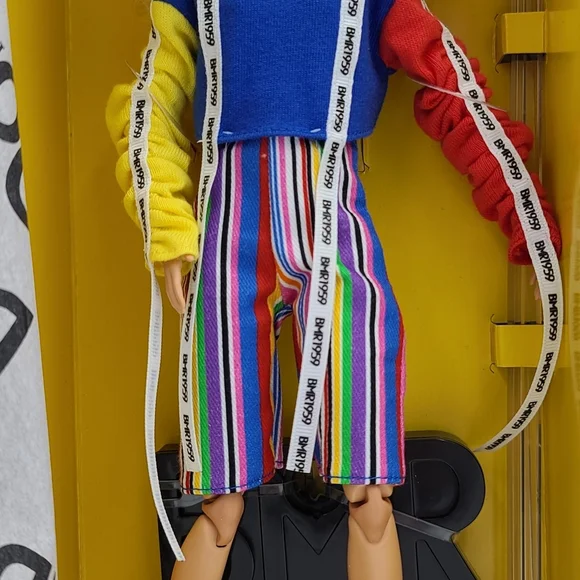 Rare in box Barbie Colorful Fashion BMR1959 90’s Doll with Blonde Hair - Picture 7 of 9